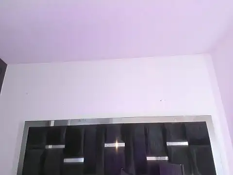 DANITENDER555 webcam