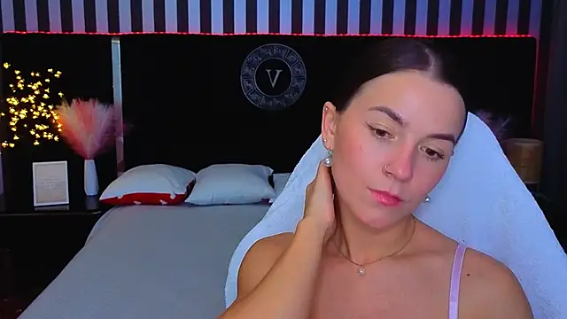 GracefulMichelle webcam
