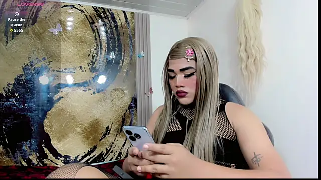 Alice_Yermanotta webcam