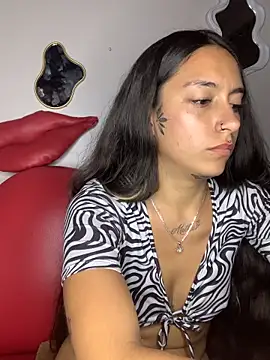 DulceLatinaxo webcam