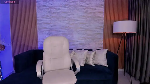 Natasha-aniston webcam