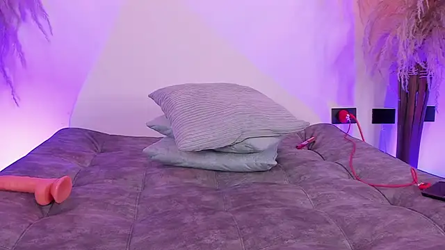 hailey_sky_ webcam