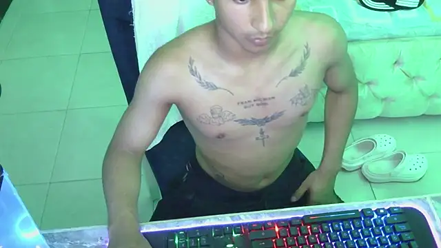 MiloRush webcam