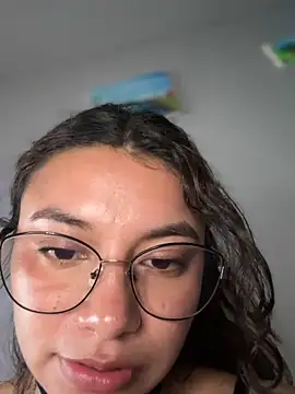 cocoagigimuse (F young) - put my hand in my pussy