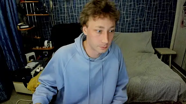 CuteBoy228 webcam