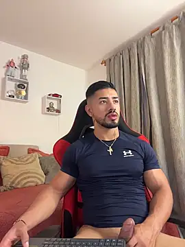 Ezzio_Scolaro webcam