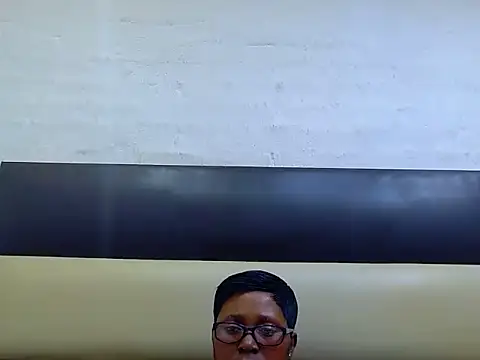 SexyBoobs44DD webcam
