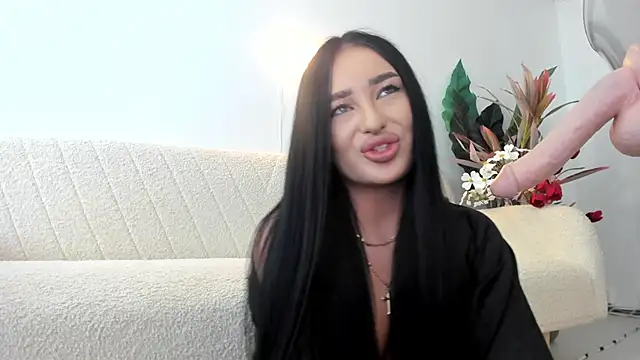 EmeraldKatt webcam