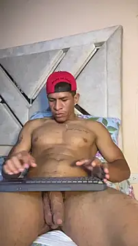 antonio_aguilarx webcam