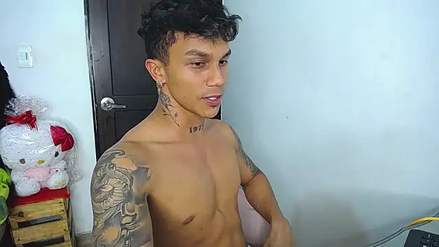 Leonard_Price webcam
