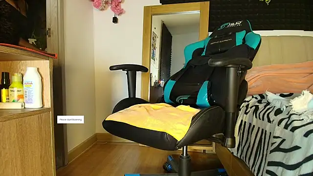 golden_goddess38 webcam