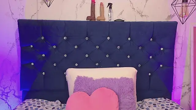 Dakotaa_Johnson webcam