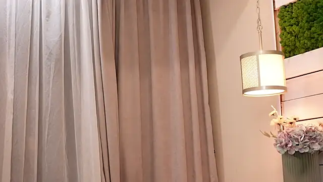 IsabellaMysty webcam