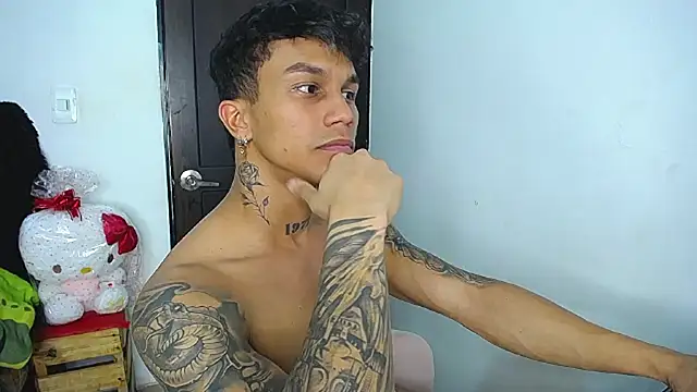 Leonard_Price webcam