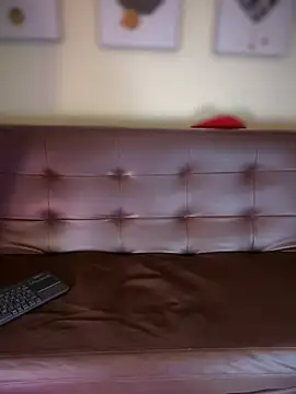LeylaKnox webcam