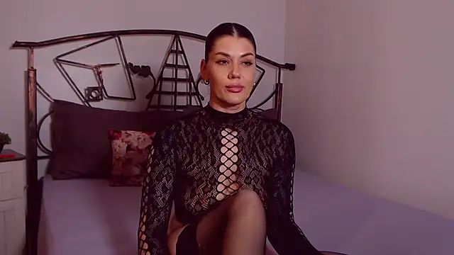 YvonneEverlee webcam