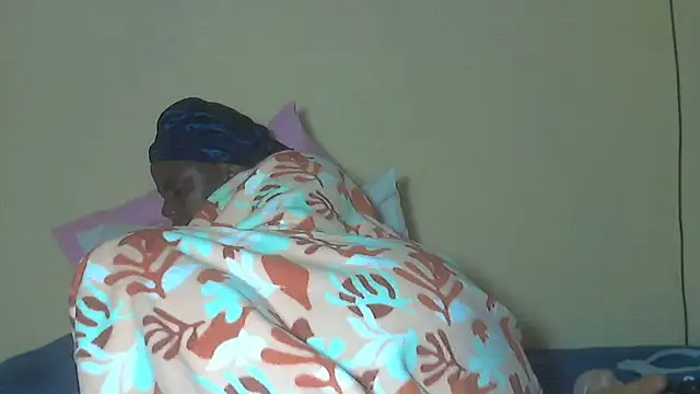 AnnabigpussyXO webcam