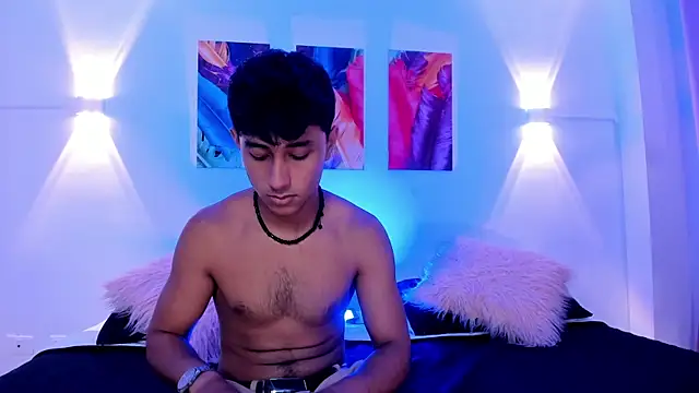 Vezzx webcam