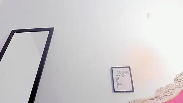 Katty_West webcam