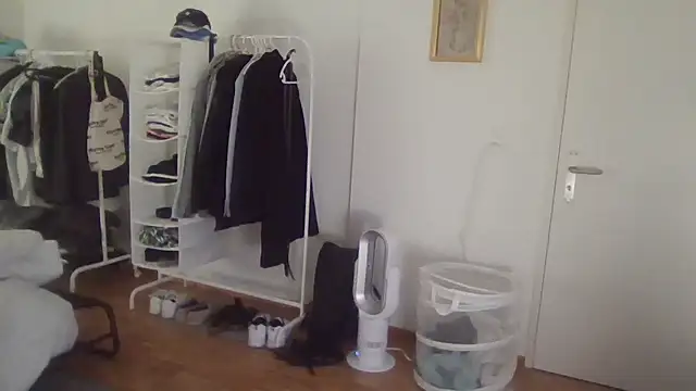 Thomster72 webcam