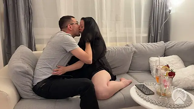 LucaNLevy webcam