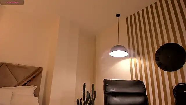 EveBensonX webcam