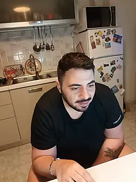 bear_skinny webcam