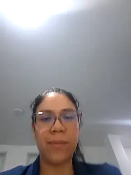 Aila_Phone webcam