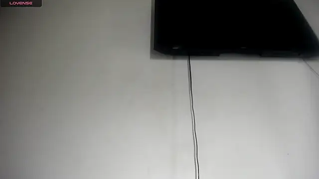 foxy_lovex - Foxy_Lovex's free webcam - UK Sex Cams