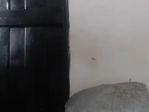 XHotJuicyBootyXX webcam