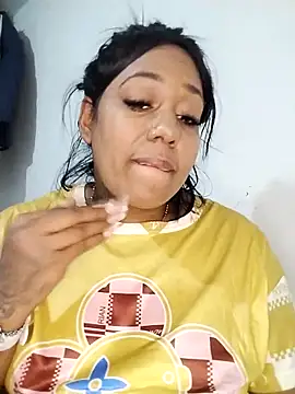 emma_purple_ webcam