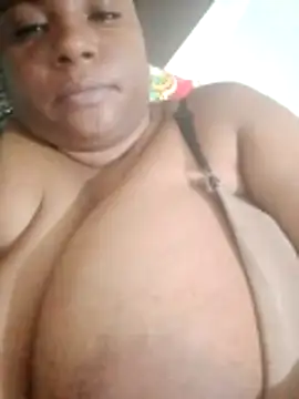 bigtitssxx webcam