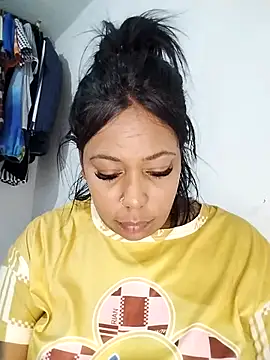 emma_purple_ webcam