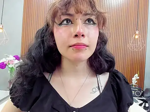 Cybercore_Shy webcam