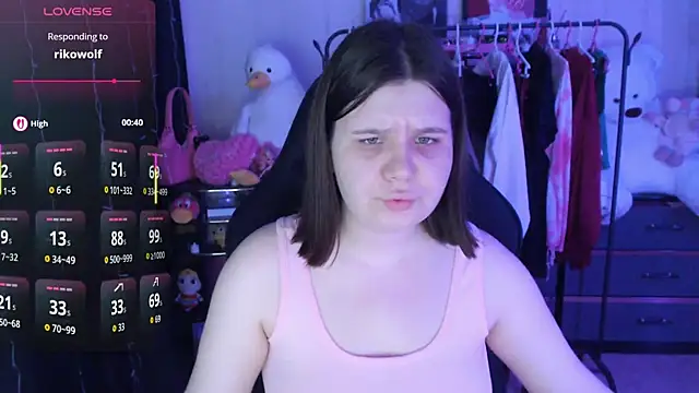 AmyVibess webcam