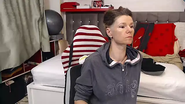 kellyterapy webcam