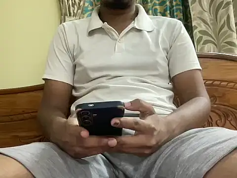 Slave_Aryan webcam