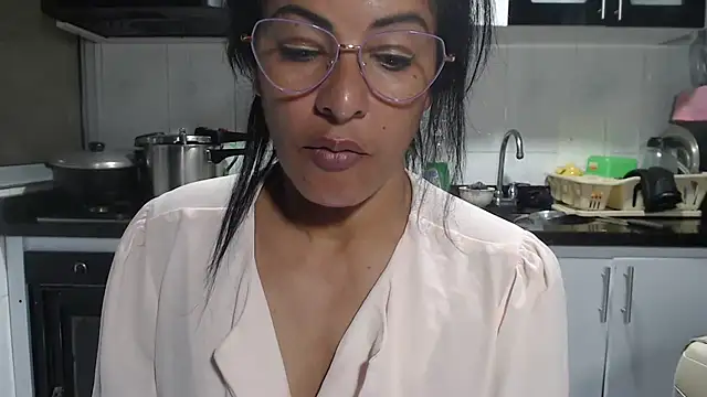 kateleyagrey webcam