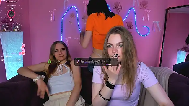 veronica_bubble webcam