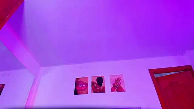 valeryts1 (Ask my age) - cum shot