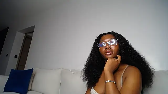 Pretty_Liya08 webcam