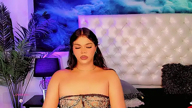 Keira_Fox31 webcam