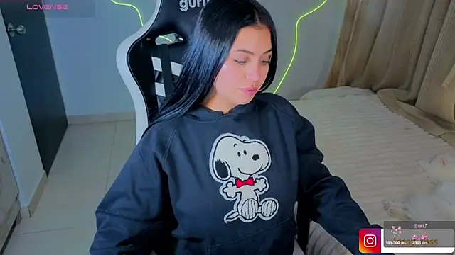 Victoryyy_ webcam