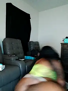 Thickkemzz41 webcam