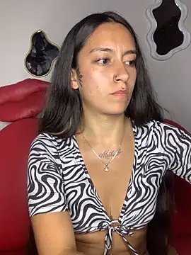 DulceLatinaxo webcam