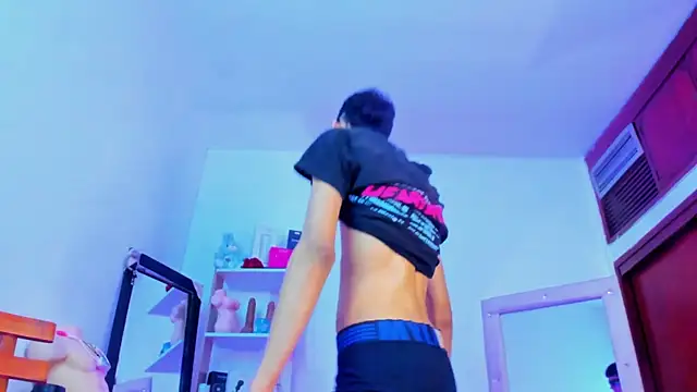 Watch my_temptation_Dante_hot live on EroticFlix - High definition streams
