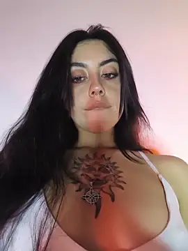 Mazikeen-- webcam