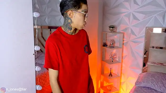 Jonesliam23 webcam