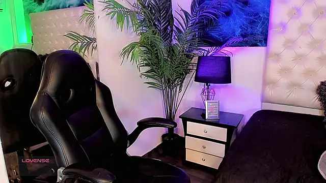 Keira_Fox31 webcam