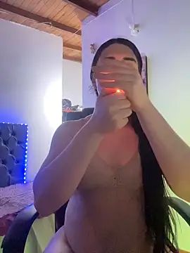 lola_diez webcam